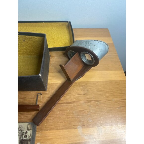 Antique stereoscope picture viewer wooden mercury comes with tons of slides - Picture 8 of 8